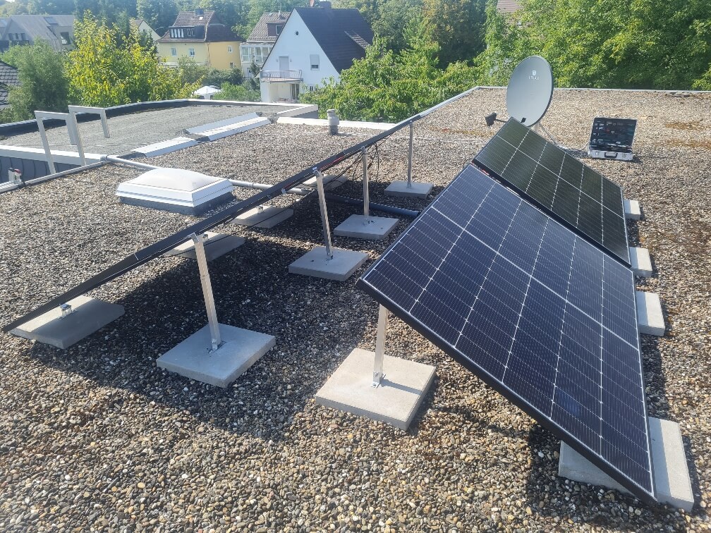 Solarmodule auf Flachdach
